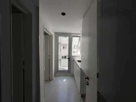 Oficina en VENTA sobre Av. Córdoba esquina Uruguay, Tribunales.