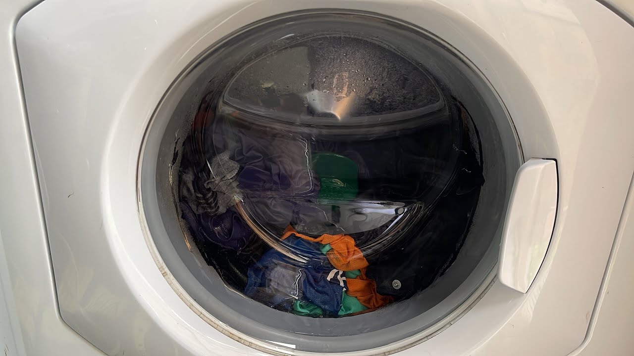 Hotpoint HVF344 White Cottons 40 Super wash with 1400rpm spin!