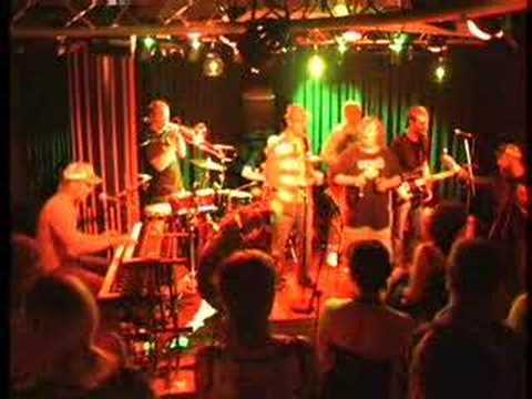 Beatsquad - Moistened My Lips