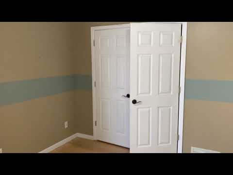 For Rent: 966 S Lindsey ST