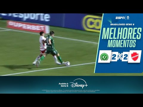 Em jogo de QUATRO GOLS e ‘CHUVA’ de PÊNALTIS, CHAPECOENSE e VILA NOVA empatam pela SÉRIE B