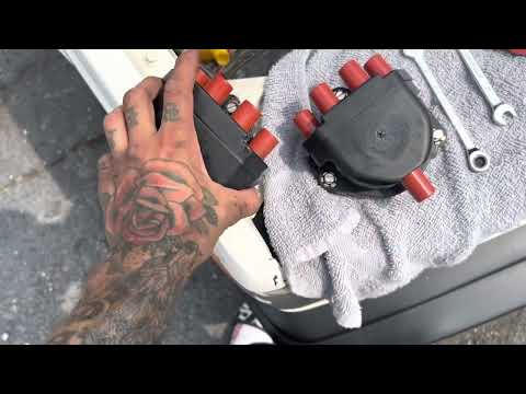 How to install Volvo 940 distributor cap and rotor