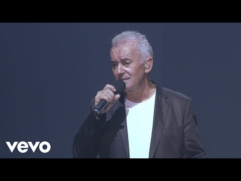 Victor Manuel, Pablo Milanes - Tu Boca una Nube Blanca (En Directo)