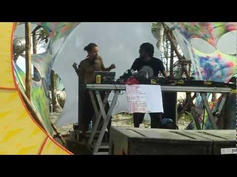 Terra em Transe 2012 @ STONED ALIENS RotaEletronica.com