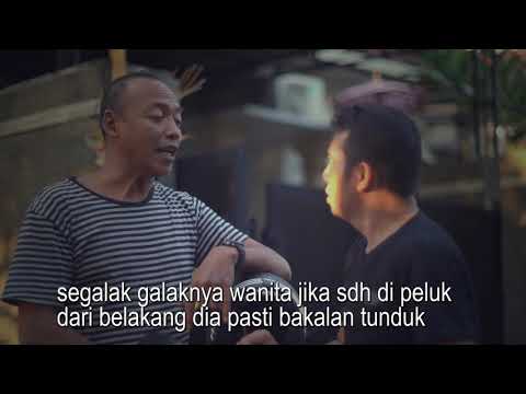 wanita-itu-jinak-jinak-merpati-haipuja-puja-astawa