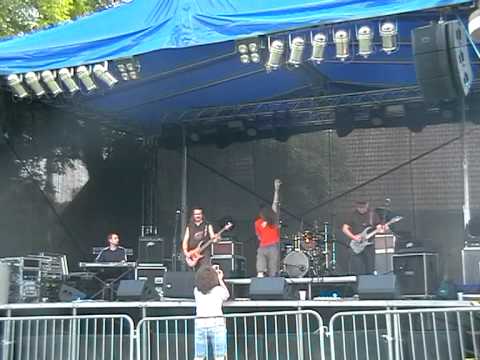 Družina prince Mrakomoura - dpm hudební kanál band Jásinov 2013 Holky