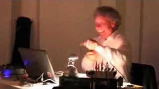 Download lagu The Happy DJ - even happier mp3