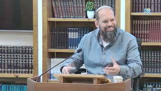 בית מדרש להתחדשות: על מחלוקת רבי אלעזר בן ערך וחכמים | כה עשו חכמינו לפרשת החודש | הרב אייל ורד (ישיבת מכון מאיר) - התמונה מוצגת ישירות מתוך אתר האינטרנט יוטיוב. זכויות היוצרים בתמונה שייכות ליוצרה. קישור קרדיט למקור התוכן נמצא בתוך דף הסרטון