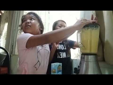 Mango ice Cream with pineapple toppings.. by Arianne grace Batiao and Manang Jai2