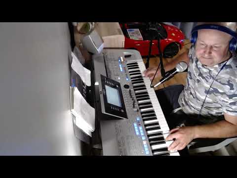 NOWOSC 2019 Pociag po Torach tyros 4