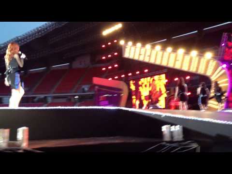 [Fancam] 130316 Sistar-Alone @KMW in Bangkok