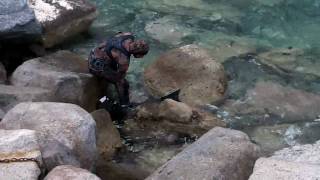 preview picture of video 'Scuba Hunter in Cala Gonone.MOV'