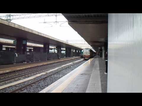 E656.099 in partenza con l' IC 727 "Archimede" Roma Termini - Siracusa/Palermo Centrale