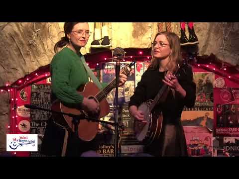 Maddie Denton & Brenna MacMillan, "For me it's you", Matt Molloy's, Westport, Ireland. December 2025