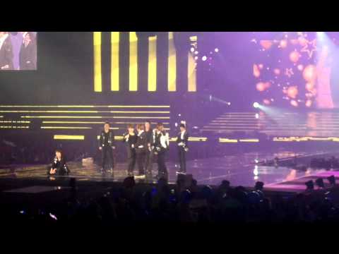 [FancamHD] 120316 SS4 Bangkok - wonhyuk during miracle