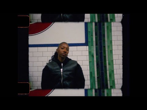 Nia Smith - Little Red Car (Official Visualiser)