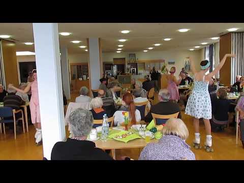 "Wenn Teenager träumen" by Showskating beim Frühlingsfest des Marienstiftes 2017