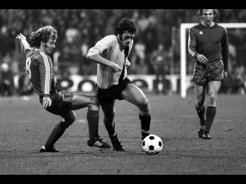 Unter der Dusche: Bayern München gegen Dynamo Dresden 1973