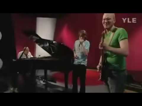 Felix Zenger, Iiro Rantala & Marzi Nyman: Shit Catapult (live on TV 2008)