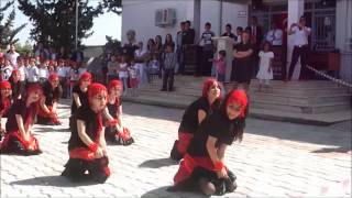 preview picture of video 'Arpagedik İO 23 Nisan 2012 Kızlar'