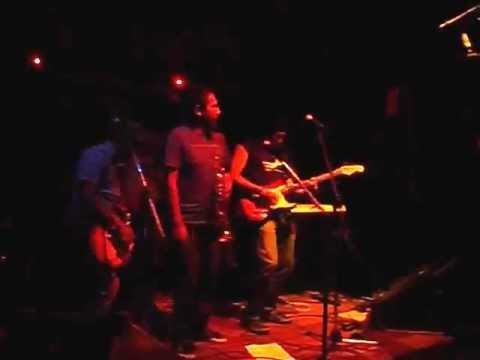 Toscanito y su orquesta sudaka- Mi noche blanca.