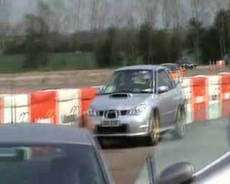 Lamborghini Gallardo vs Radical