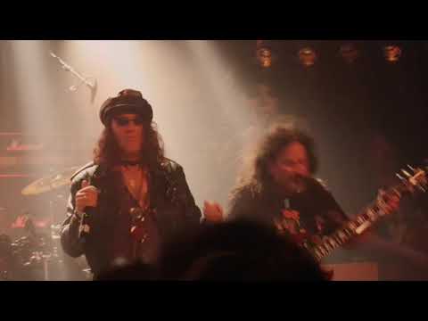 Promotional video thumbnail 2 for "Bon Scott's Last Set!"