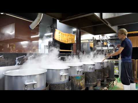 Serves 100 People in 15 Minutes! 50yo Chef's 20-Hour Days Create Japan's Most Addictive Ramen