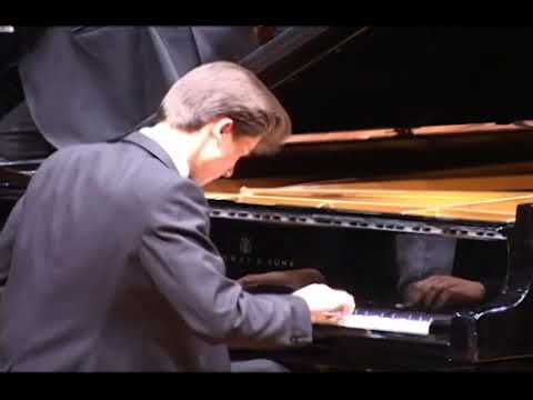 Vladimir Petrov: F. Chopin - Piano Concerto No.1 in E minor, Op.11