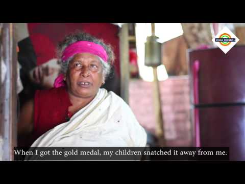 Meet This Rag Picker Who Feeds & Takes Care of 300 Dogs Daily