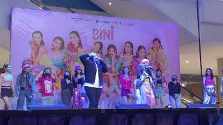 Download lagu [032423] BINI Mikha with a Bloom - IFG [FANCAM] | Feel Good Mall Tour, Cloverleaf mp3