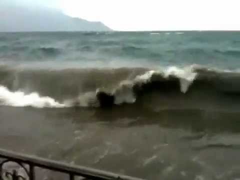 Tsunami on Lake Geneva