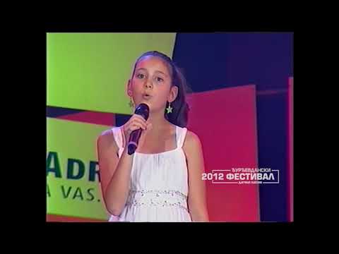 Djurdjevdanski festival 2012: KATARINA DUMANČIĆ - Padam, padam