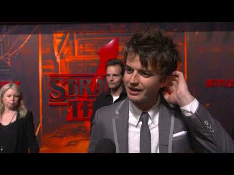 Stranger Things Season 4 New York World Premiere - itw Joe Keery (Official video)