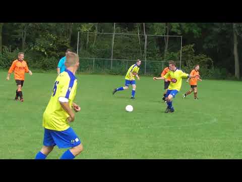 Opjestropdas 2 sep 2017 OSM '75 5 - VV De Meern 10 beker 1-4 Uitstekend meeverdedigd