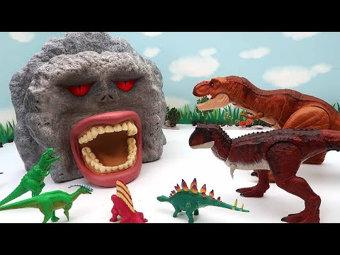 Dinosaur Skeleton VS Monster Cave! Dinosaur Movie 공룡 무서운 동굴 탈출