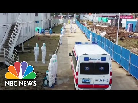 中国・武漢のCOVID-19で初のアメリカ人が死亡｜NBCナイトリーニュース (First American Dies From COVID-19 In Wuhan, China | NBC Nightly News)