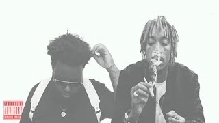 Royce Rizzy -  Hoe in You ft . Wiz Khalfia