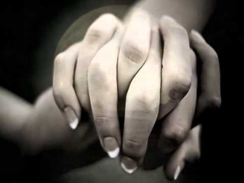 "Un Beso en la nariz" de Adrian Berra por Nito Mestre