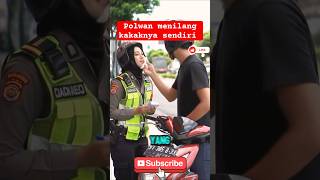 Download lagu A female police officer has the heart to ticket her own older brother mp3