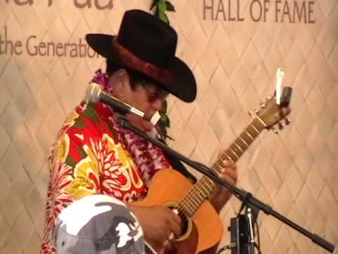 Radio Hula - Slack Key Master Ledward Kaapana