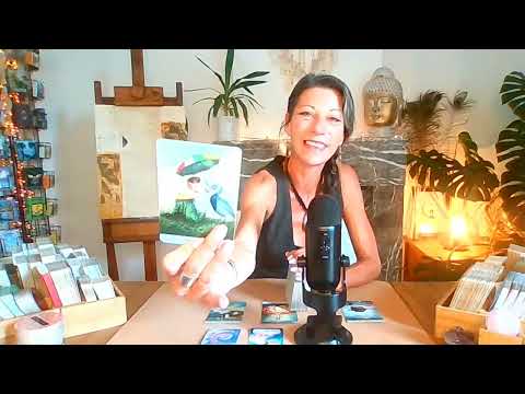 🌙NEW MOON🌙 in LEO ~ New version of yourself!