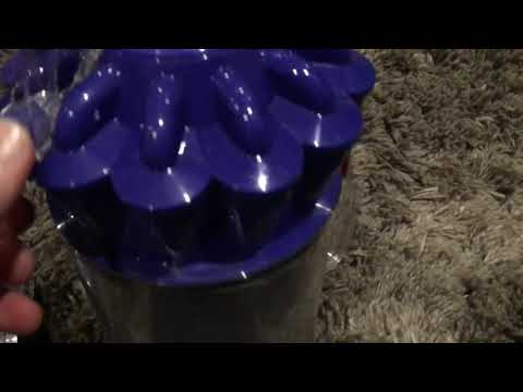 Dyson Small ball last look before returning it