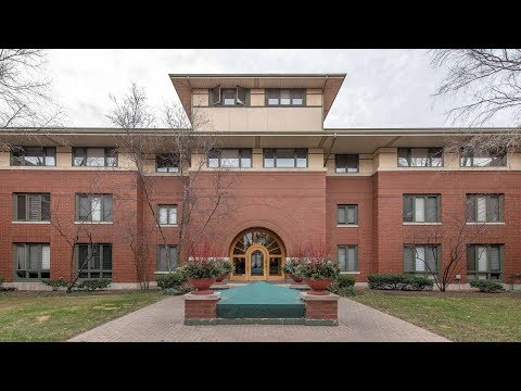 Tour a two-story two-bedroom at Oak Park City Apartments