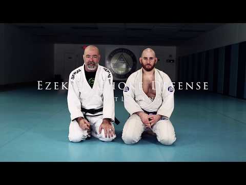 Ezekiel Choke Defense - Wrist Lock