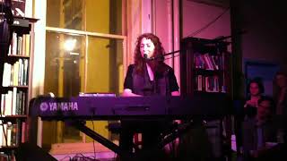 Regina Spektor - NYC 5-17-11 - Time Is All Around/The Prayer of François Villon (Live)