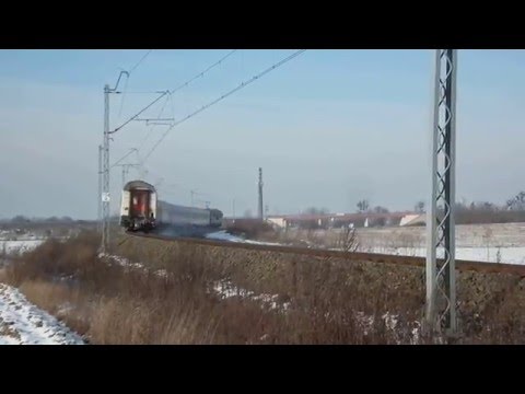 EP09-018 z EIC Śnieżka na linii kolejowej 61.