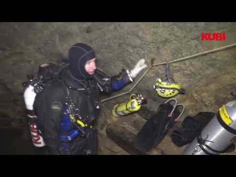 Záchrana zo zatopenej jaskyne v Thajsku