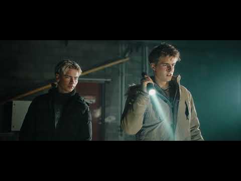 Undir ísnum - Stikla