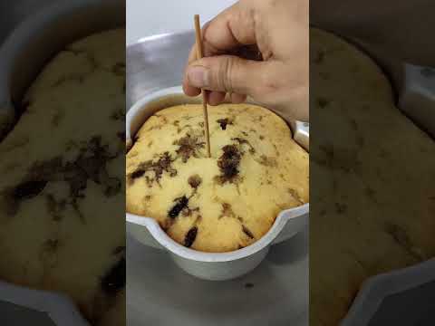 Choco Chips Butter Cake Recipe – Supper soft Choco Chips Cake Recipe